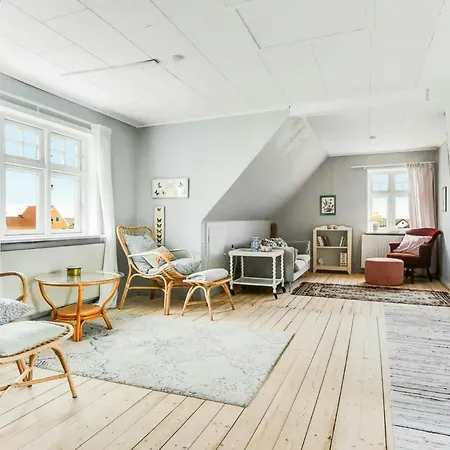 Skipper House With Views Of The North Sea * Harboør