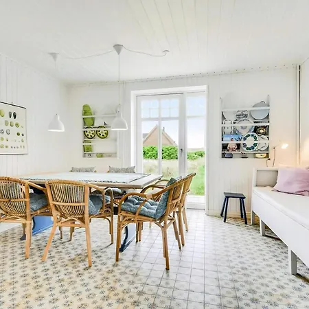 Skipper House With Views Of The North Sea Ferienhaus