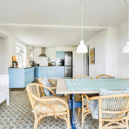 Skipper House With Views Of The North Sea