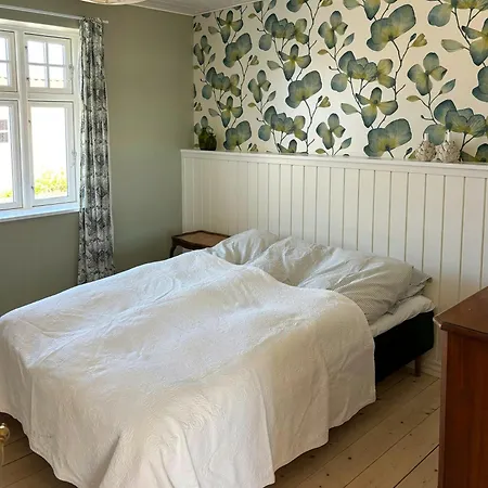 Skipper House With Views Of The North Sea Nyaraló Harboør